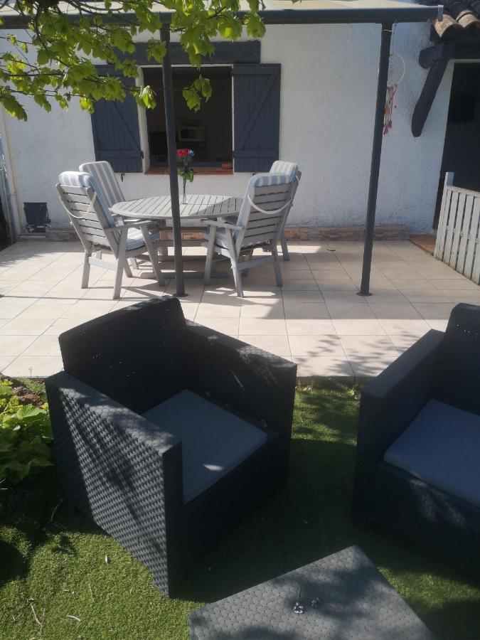 Le Mas Du Bijou Bleu Puget-sur Argens Kültér fotó